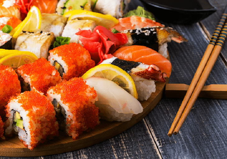 Sushi na tanieri